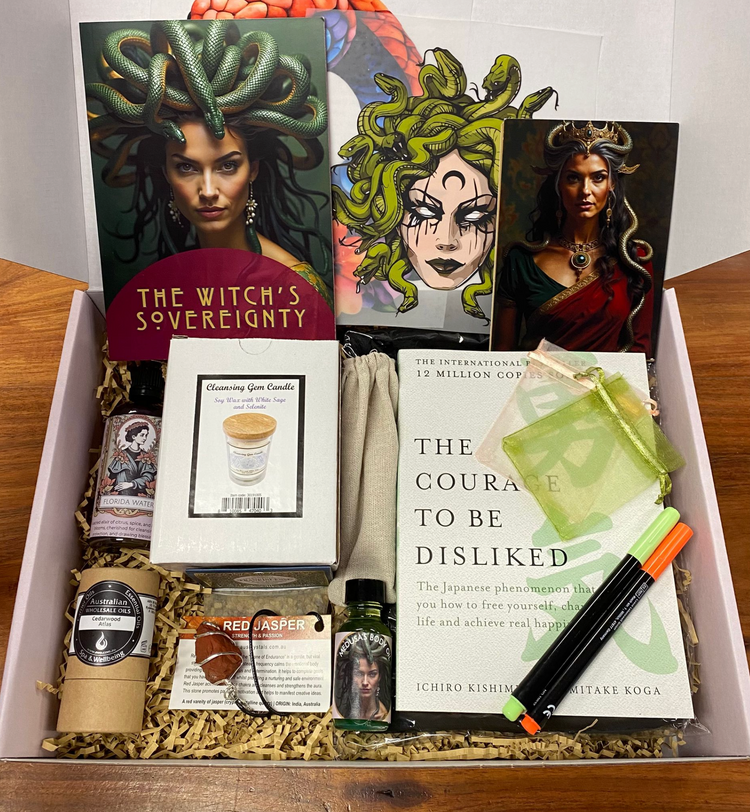 Medusa High Priestess Box